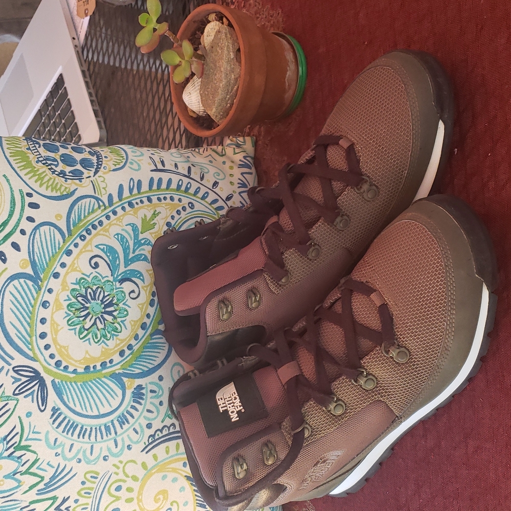 North Face boots